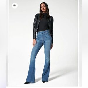 Spanx SPANXshape™ EveryWear Flare Jeans-Vintage Indigo Size Medium-LIKE NEW